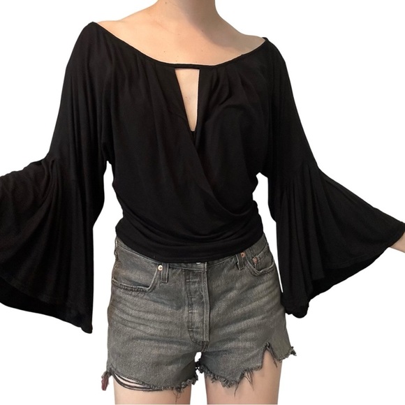 Free People Blouse Flare Sleeve Boho Whimsigoth Black Gothic V-neck Size Medium - Picture 1 of 7